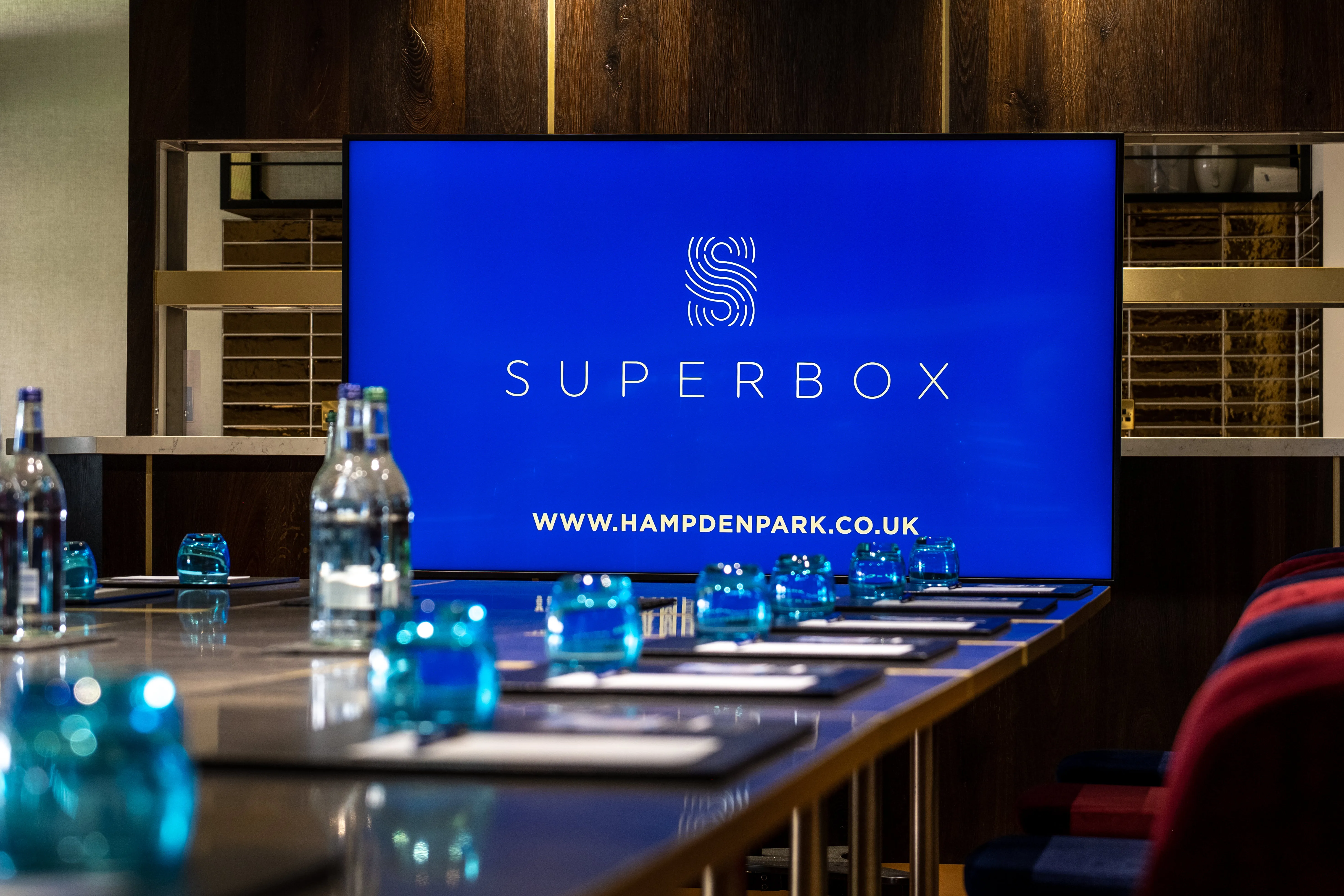 SUPERBOX